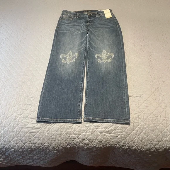 Miss Me Blue Straight Leg Jeans with Embroidered Fleur-de-Lis - Picture 2 of 13
